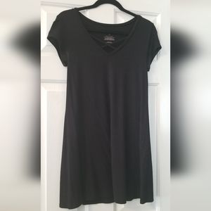 Women's Short-Sleeve Tunic